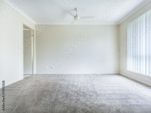 Photo: Empty bedroom Empty bedroom