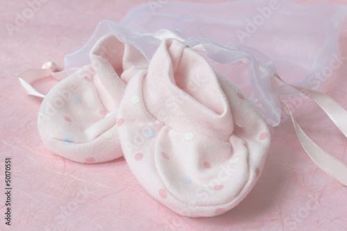 Photo: Pink spotted baby bootees Pink spotted baby bootees