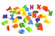 Photo: bunte Buchstaben verteilt bunte Buchstaben verteilt