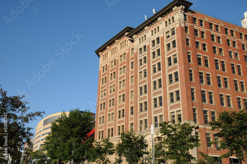 Photo: Quebec, Ontario street in Montreal Quebec, Ontario street in Montreal