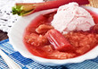 Rhabarber-Eis und Kaltschale
