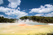 Champagne pool im Wai-o-Tapu Geothermal Gebiet