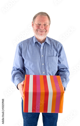 Photo: Mann mit Geschenk Mann mit Geschenk