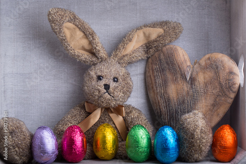 Photo: schokoladeneier und osterhase schokoladeneier und osterhase