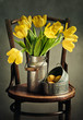 Stillleben mit gelben Tulpen