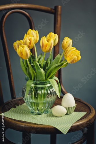 Photo: Stillleben mit gelben Tulpen Stillleben mit gelben Tulpen