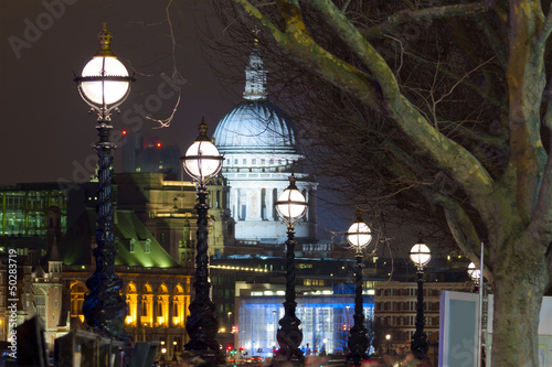 Photo: Thames at night with lanterns Thames at night with lanterns
