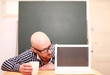 Mann mit Laptop