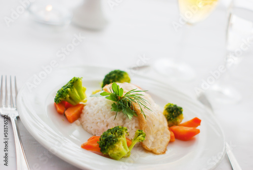 Photo: Welsfilet mit Gemüse Welsfilet mit Gemüse