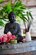 Dekoration mit Buddha-Statue