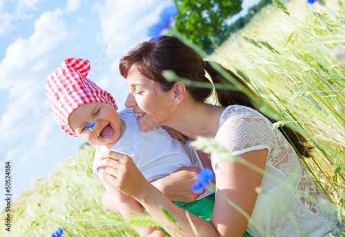 Photo: mama mit kind mama mit kind