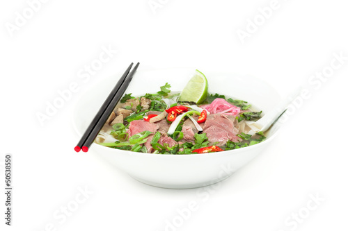 Photo: Pho bo, vietnamesische Reisbandnudeln Pho bo, vietnamesische Reisbandnudeln
