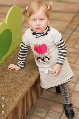 Photo: Portrait of beautiful young girl Portrait of beautiful young girl