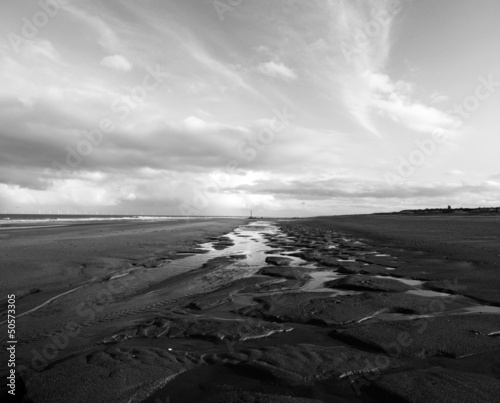 Photo: black and white beach black and white beach