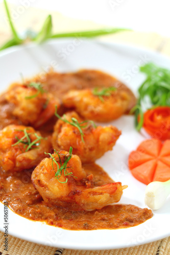 Photo: Fried prawn balls in red curry. Fried prawn balls in red curry.