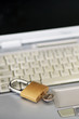 Foto: Laptop und Schloss Laptop und Schloss