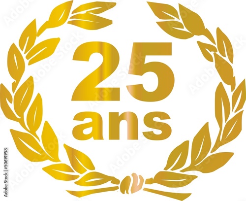 Illustration: couronne anniversaire couronne anniversaire