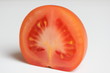 eine halbe Tomate