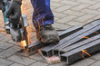 Bauarbeiter, Eisen flexen