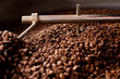kaffeebohnen werden geröstet