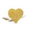 Foto: heart from a slice of bread(path) heart from a slice of bread(path)