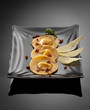 ravioloni con pomodorini secchi e formaggio