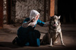Foto: Nun Talking to Dog Nun Talking to Dog
