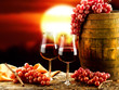 bicchieri di vino rosso al tramonto