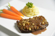 Soja Steak mit Maronen-Feigenkruste
