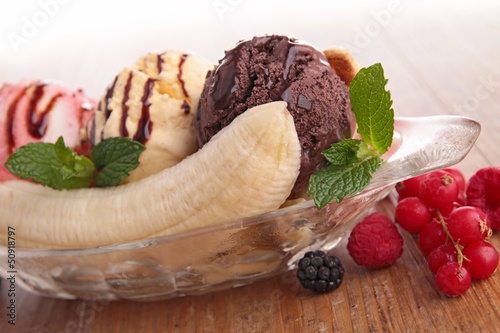 Photo: gourmet banana split and berries gourmet banana split and berries