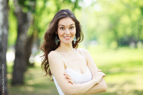 Photo: Young woman outdoor Young woman outdoor