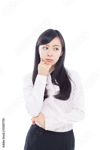 Photo: 考え事をする女性 考え事をする女性