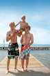 Drei Freunde am Strand