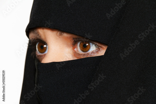 Photo: Symbolfoto Islam. Verschleierte Frau Symbolfoto Islam. Verschleierte Frau