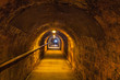 Pasillo de una antigua bodega subterránea