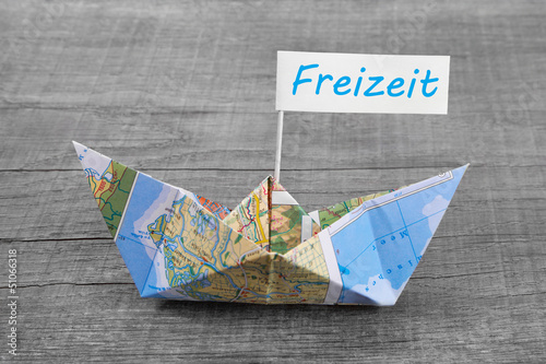 Photo: Freizeit, Urlaub, Reisen - Konzept mit Segelboot Freizeit, Urlaub, Reisen - Konzept mit Segelboot