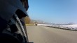 Motorradfahrt in Winterlandschaft