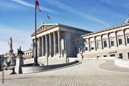 Photo: Austrian Parliament building in Vienna Austrian Parliament building in Vienna