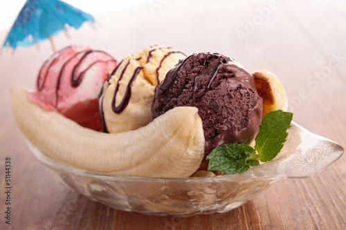 Photo: banana split banana split