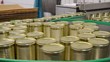 Lebensmittelindustrie Fliessband // Industrial food production