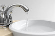 Sink with watersplash