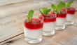 Foto: Himbeer Desert mit frischer Minze Himbeer Desert mit frischer Minze