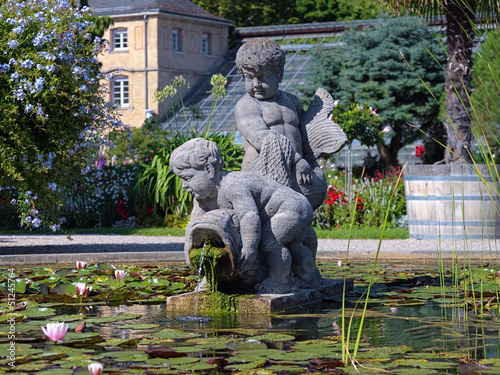 Photo: Sculpture in Botanischer Garten Karlsruhe, Germany Sculpture in Botanischer Garten Karlsruhe, Germany