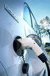 Elektroauto beim Aufladen an Ladestation - Electric Car charging