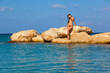 Foto: Girl is standingon stone Girl is standingon stone
