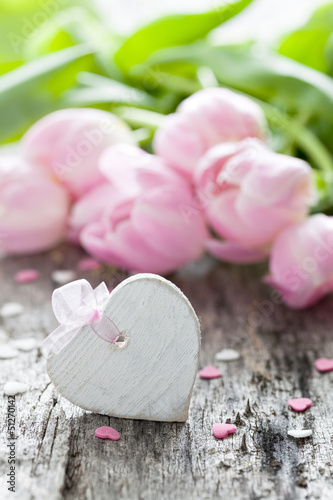 Photo: Herz und Tulpen Herz und Tulpen
