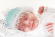 baby schlafend lachend
