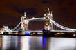 Tower Bridge de nuit à Londres