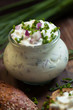 Frischer Quark mit Kräutern