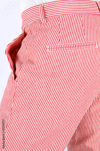 Photo: pantaloni a righe rosse e bianche pantaloni a righe rosse e bianche